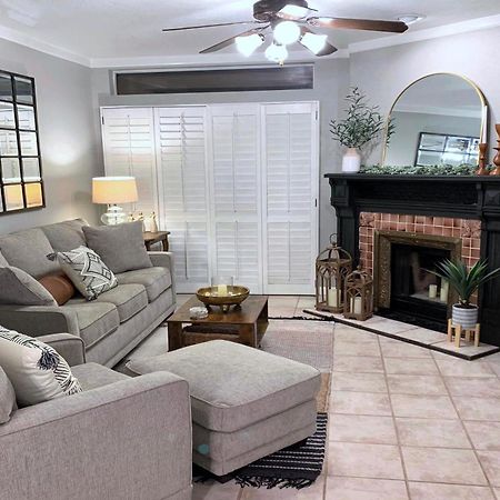 Gated Mountain View Resort Community, Centrally Located, Three Heated Pool-Spa Complexes, Half-Mile To Hiking! Phoenix Luaran gambar