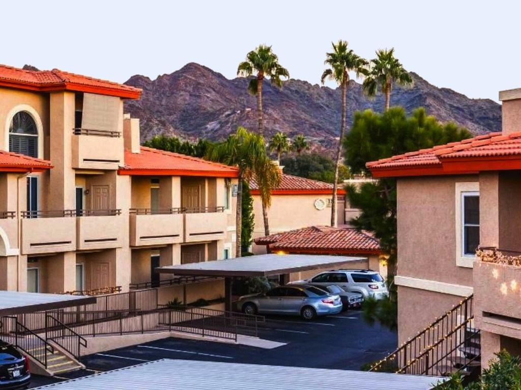 Gated Mountain View Resort Community, Centrally Located, Three Heated Pool-Spa Complexes, Half-Mile To Hiking! Phoenix Luaran gambar